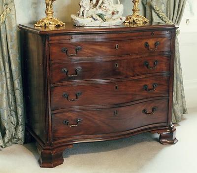 chest of drawers; A0002